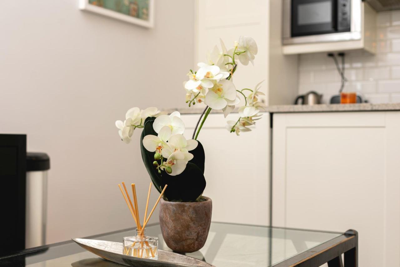 Penthousestays Notting Hill - Spacious 3 Bedroom King Bed Apartment - Near Portobello Road & Kensington High Street London Exterior foto